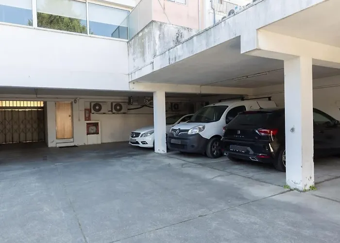 Charming Flat - Garage By Host Wise Apartment *
