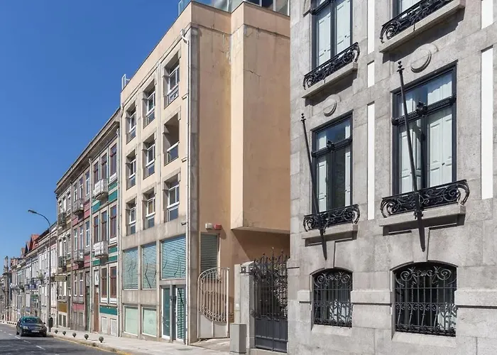 Charming Flat - Garage By Host Wise *