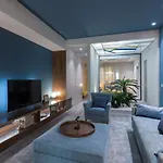 Διαμέρισμα Charming Flat - Garage By Host Wise *