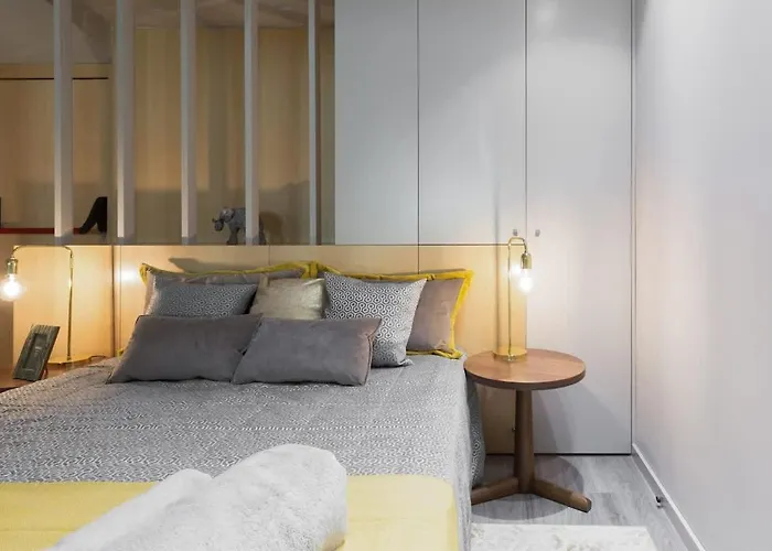 아파트 Charming Flat - Garage By Host Wise