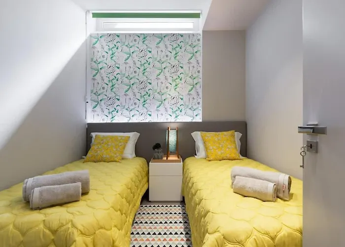 Charming Flat - Garage By Host Wise *