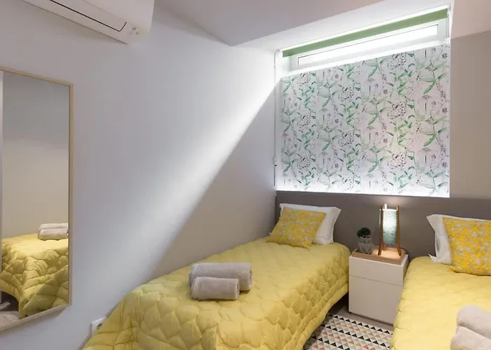 Charming Flat - Garage By Host Wise 아파트