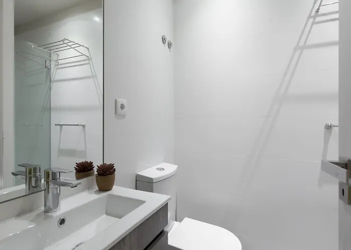 Charming Flat - Garage By Host Wise 아파트 포르투